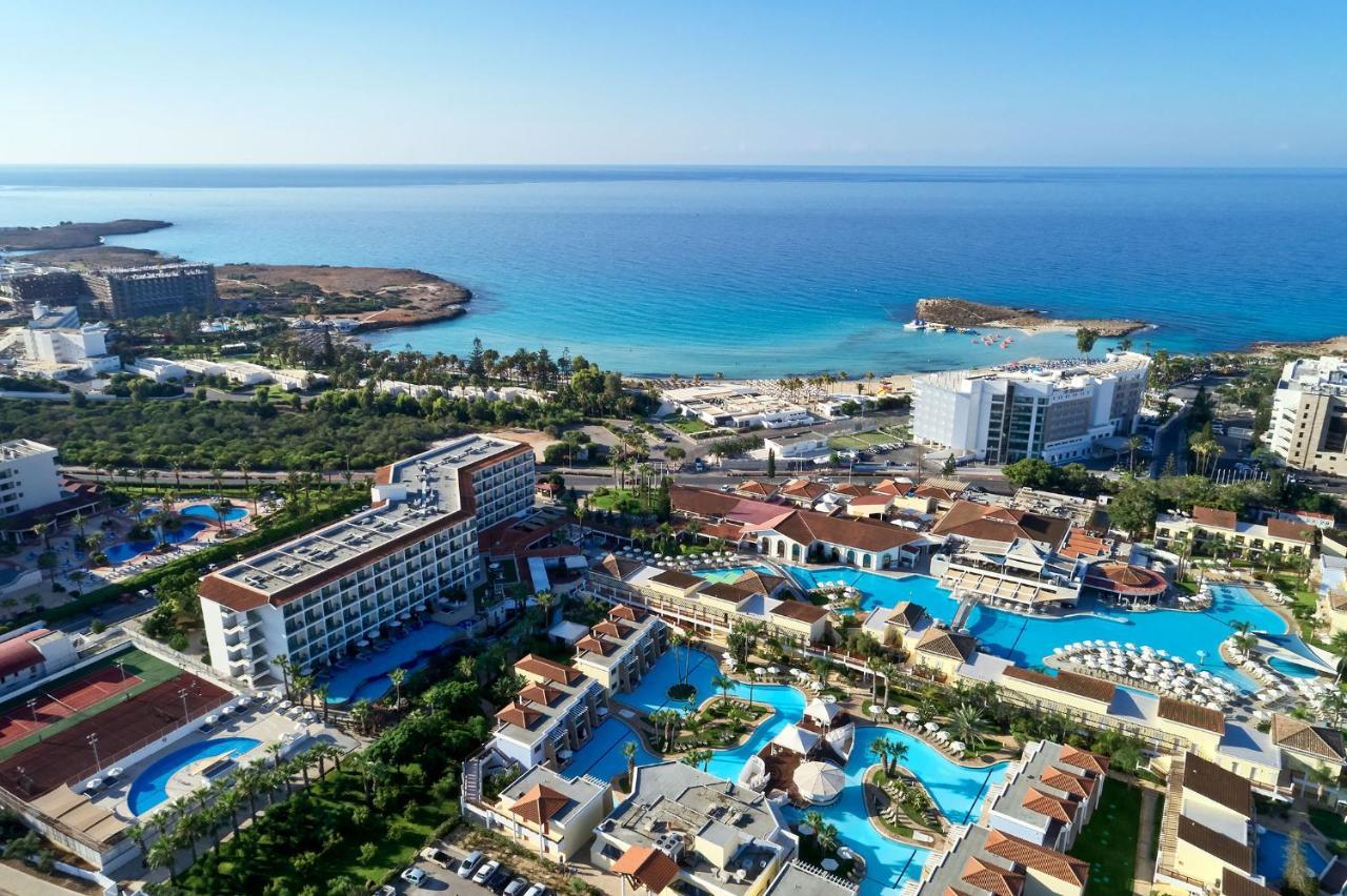 Atlantica Aeneas Resort Agia Napa Exterior foto