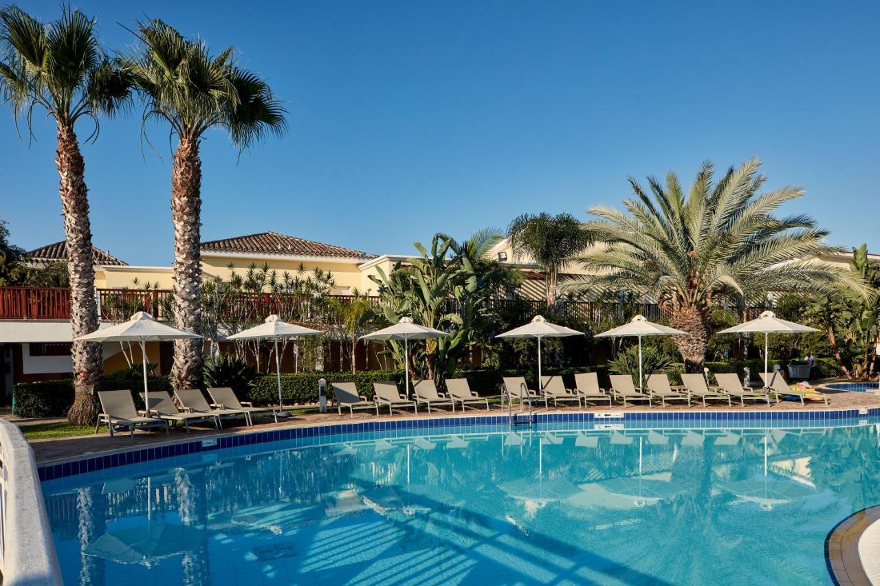 Atlantica Aeneas Resort Agia Napa Exterior foto